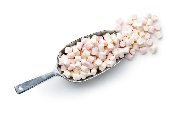 Mini marshmallows in metalen scoop — Stockfoto
