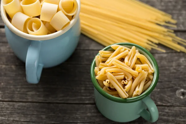 Varias pastas sin cocer — Foto de Stock