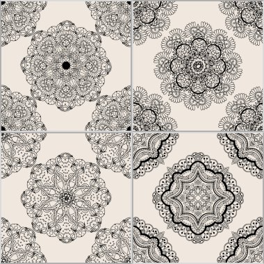 Siyah ve bej geometrik fayans