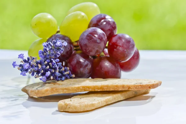 Plockmat och lavendel — Stockfoto