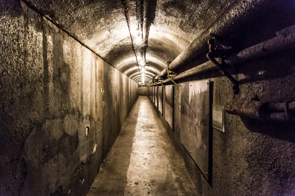 Lege Oude Donkere Tunnel — Stockfoto