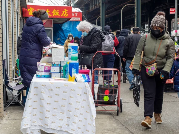 Brooklyn Sua Februarie 2021 Vânzătorii Stradă Unii Dintre Ilegali Depășind Fotografie de stoc