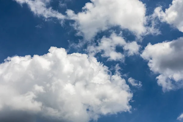 Голубое Небо Кучевыми Облаками Хорошо Замены Неба — стоковое фото