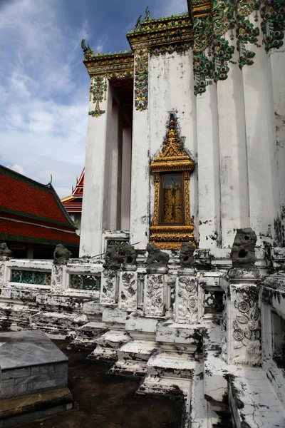 Forntida buddhistiskt tempel i Thailand — Stockfoto