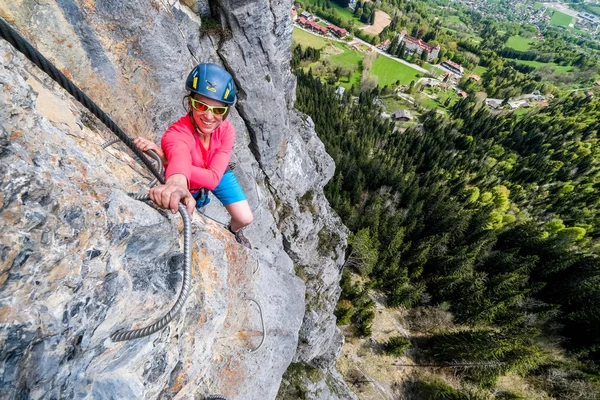 Fixed rope route climbing — Stock Photo, Image