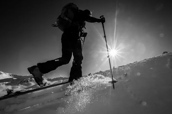 스키 투어 알파인 오르막 로열티 프리 스톡 사진