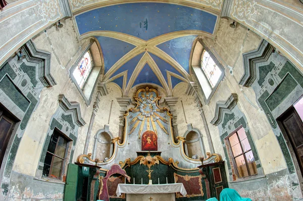 De kerk van de Visitatie - Skoky — Stockfoto
