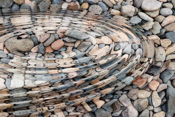 Спліш Хвилі Над Різними Морськими Камінцями Гравійними Каменями — стокове фото