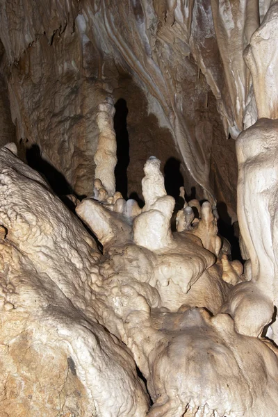 Cuevas de estalactita Javoricko — Foto de Stock