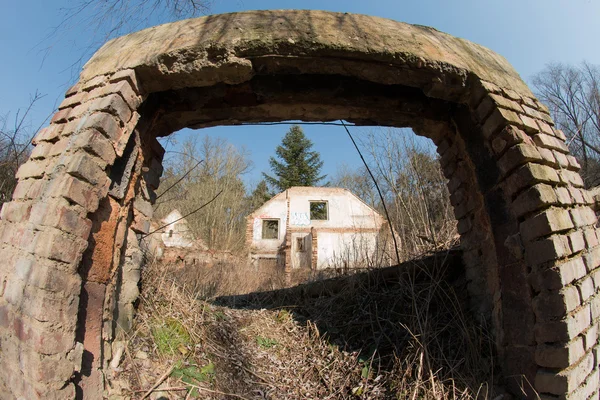 Ruinerna av den gamla kvarnen — Stockfoto