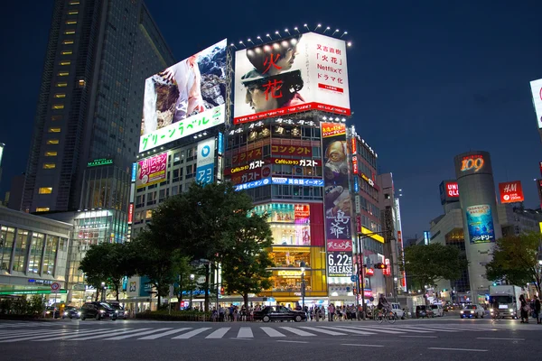 Пішоходів Shibuya перетинанні — стокове фото