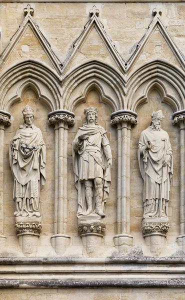 Katedra w Salisbury posągi — Zdjęcie stockowe