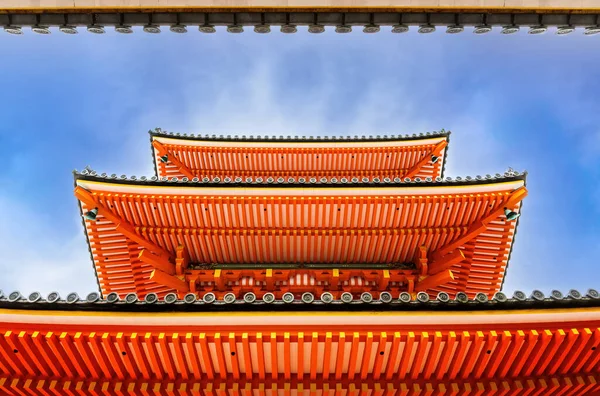 日本京都Otowa山Kiyomizu Dera寺塔顶 — 图库照片