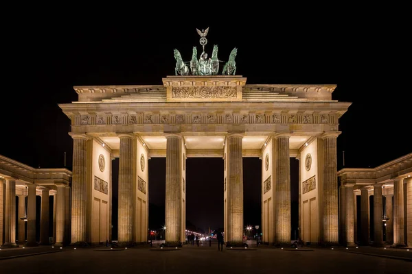 Porte Brandebourg Nuit Berlin Allemagne Monument Style Grec Classique Xviiie — Photo