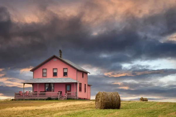 Generic Architecture Magdalen Islands All Wooden Houses Brightly Painted Sunset — Stock Photo, Image