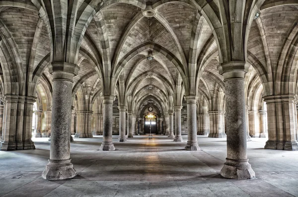 Universiteit van Glasgow kloosters — Stockfoto