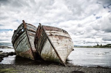abandoned fishing boats clipart