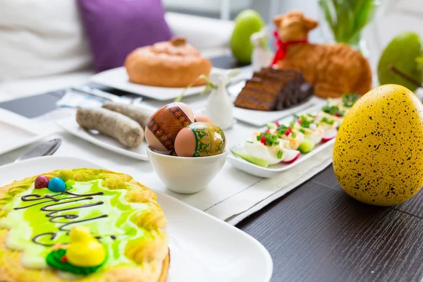 Pasqua tradizionale polacco tavolo per la colazione — Foto Stock