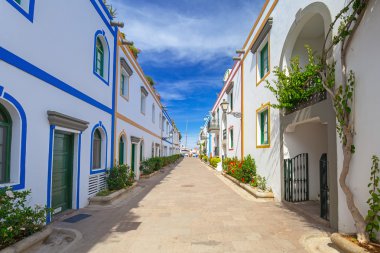 Puerto de Mogan Gran Canaria ada mimarisi