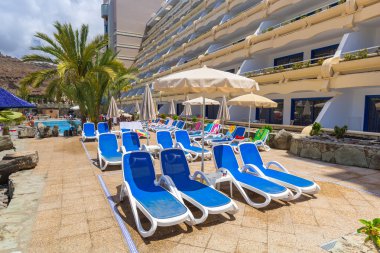 Gran Canaria havuzunda güneş tatilleri