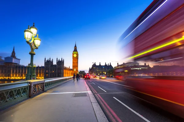London landskap på Westminster bridge med Big Ben — Stockfoto