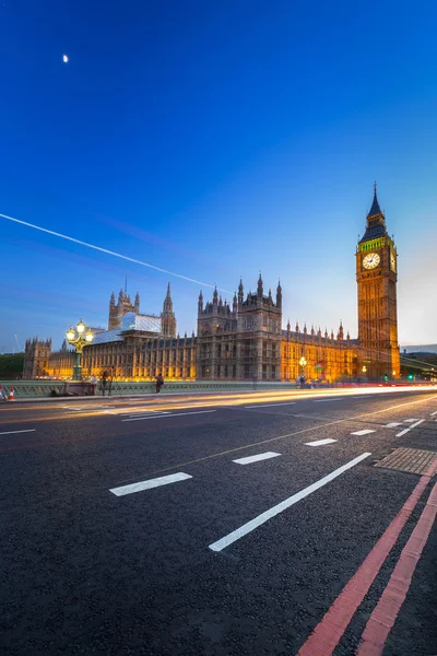 Big Ben y el Palacio de Westminster en Londres — Foto de Stock