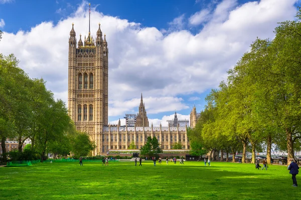 Architektura pałacu Westminster w Londynie — Zdjęcie stockowe