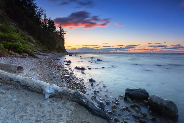 Mar Baltico e scogliera di Orlowo all'alba — Foto Stock