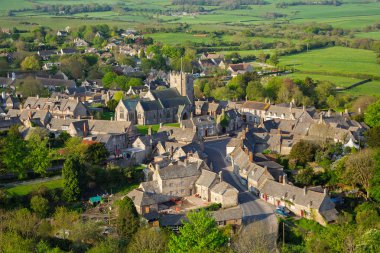Corfe Castle village ilçe Dorset'deki / daki mimarisi