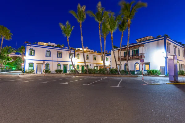 Arquitectura del Puerto de Mogan por la noche, Gran Canaria — Foto de Stock