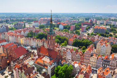 Gdansk eski kasaba Belediye Binası ile havadan görünümü