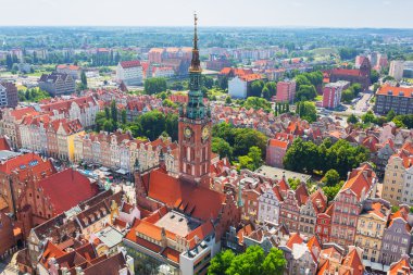 Gdansk eski kasaba Belediye Binası ile havadan görünümü