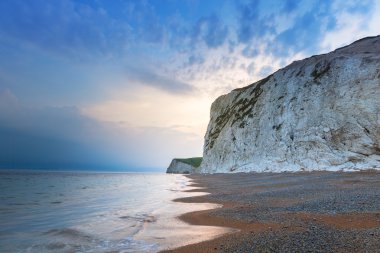 Dorset Jurassic Coast güzel kumsalda