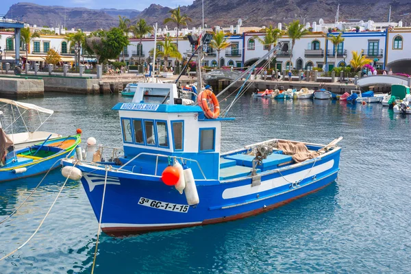 Марина Пуэрто-де-Моган, небольшой рыболовный порт на Гран-Канария — стоковое фото