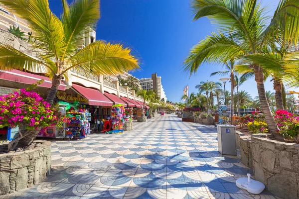 Promenáda na pláži Taurito na ostrově Gran Canaria — Stock fotografie