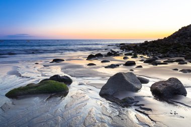 Gran Canaria Adası'nda Atlantik Okyanusu üzerinden günbatımı