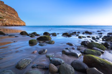 Gran Canaria Adası'nda Atlantik Okyanusu üzerinden günbatımı