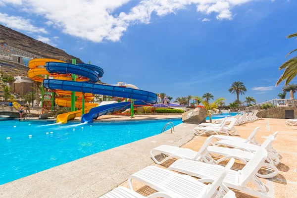 Feriados de sol no lago Taurito aquapark, Gran Canaria — Fotografia de Stock