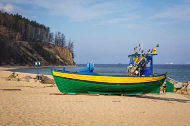 Orlowo cliff balıkçı teknesi ile Baltık beach