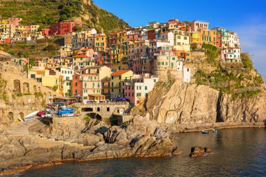 Ligurya Denizi, Manarola şehir