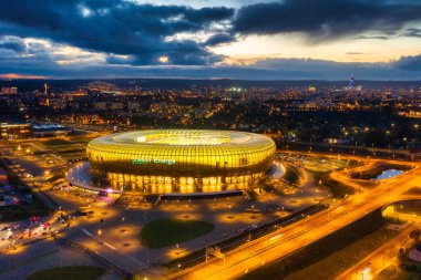 Gdansk, Polonya - 19 Ekim 2020: Kehribar şeklindeki Energa Stadyumu, Gdansk, Polonya.