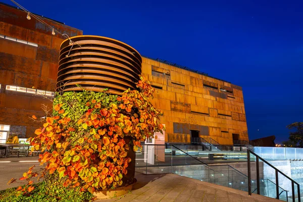 Gdansk Polen Oktober 2020 Rusty Steel Building European Solidarity Centre — Stockfoto