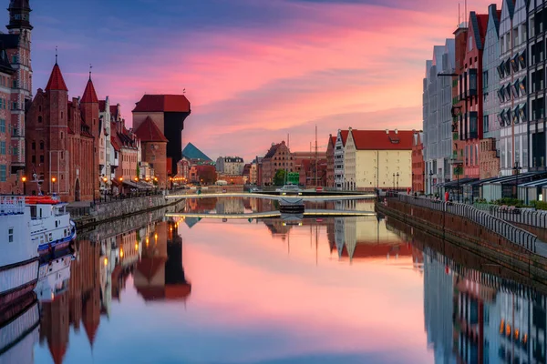 Gdansk Avec Belle Vieille Ville Dessus Rivière Motlawa Lever Soleil — Photo