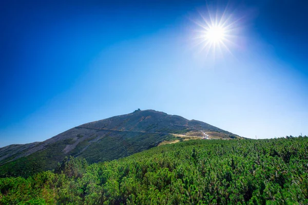 Hermoso Paisaje Las Montañas Karkonosze Pico Sniezka Polonia — Foto de Stock