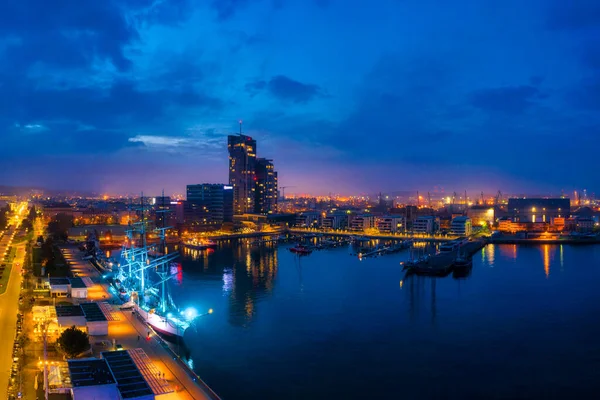 Cityscape Gdynia Pelo Mar Báltico Crepúsculo Polónia — Fotografia de Stock