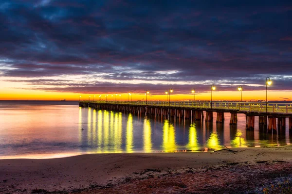 Vackert Landskap Med Träbrygga Gdynia Orlowo Före Soluppgången Polen — Stockfoto