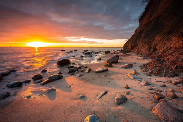 Niesamowity Krajobraz Plaży Przy Klifie Orłowo Wschodzie Słońca Gdynia Polska — Zdjęcie stockowe