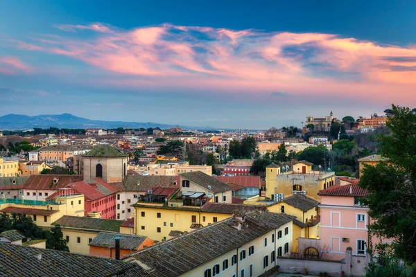 Roma Nın Panorama Gün Batımında Güzel Mimarisi Ile Talya — Stok fotoğraf