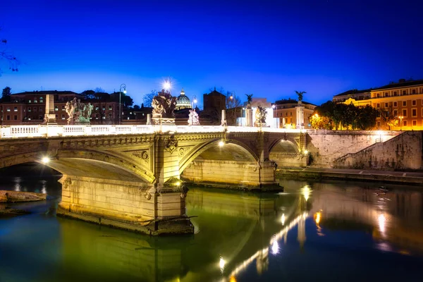 Szent Angyal Kastély Tiber Folyó Felett Rómában Éjjel Olaszországban — Stock Fotó