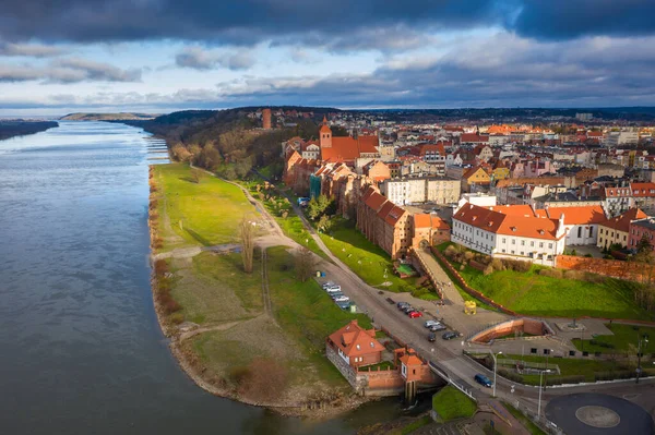 Grudziadz Stad Med Fantastiska Korn Över Floden Vistula Solig Dag — Stockfoto